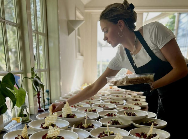 Sab's Deli - Dining op locatie