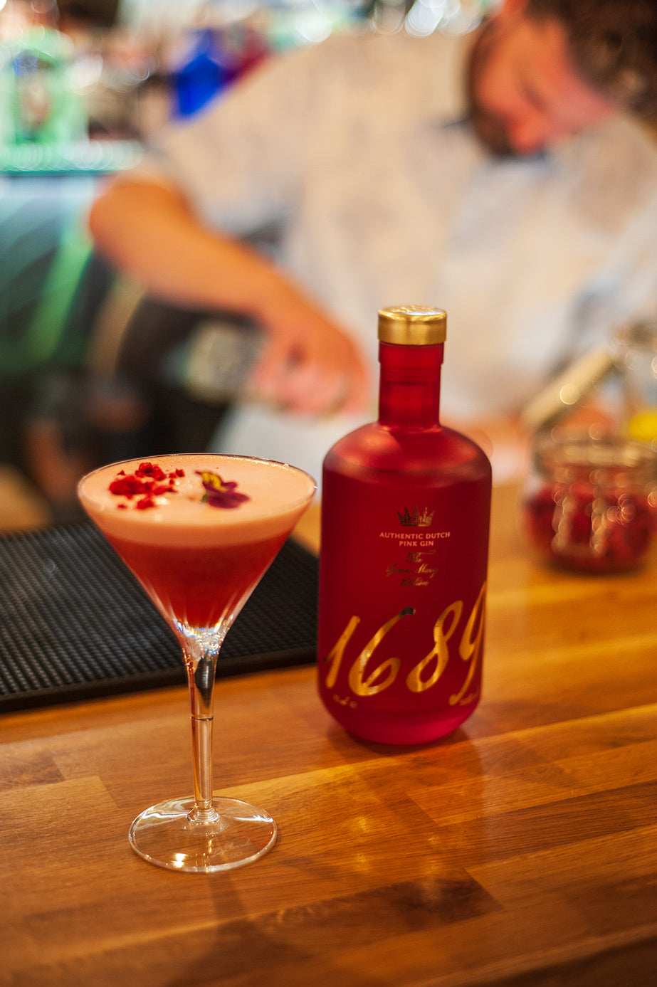 1689 Dutch Pink Gin