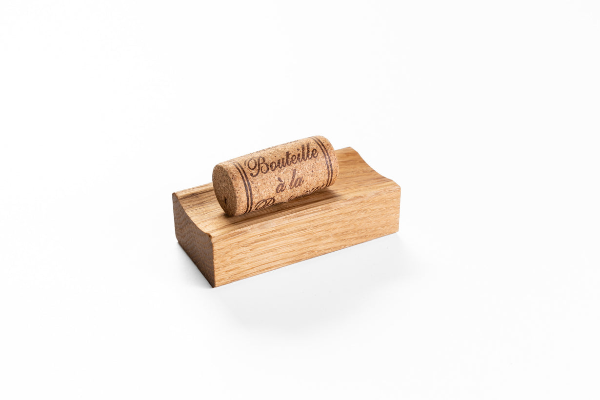 Cork holder 