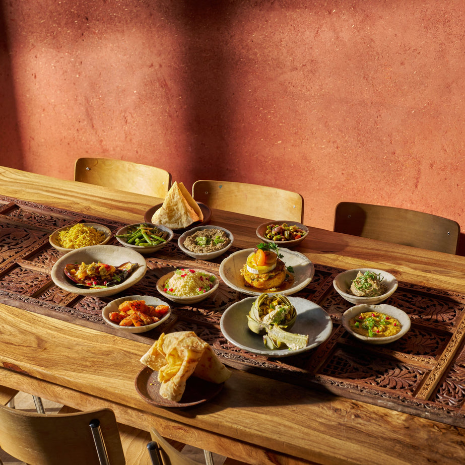 Nomads Table - Vega