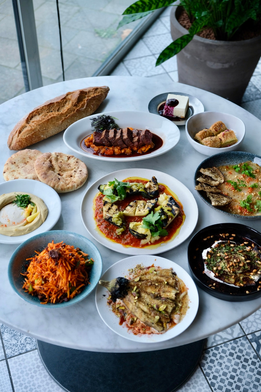 NENI's Signature Holiday Box for 4 (vegetarian)