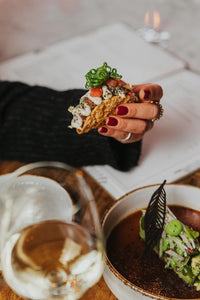 AREIA - SHARED DINING BOX