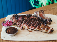 x Ron Gastrobar - BBQ Box